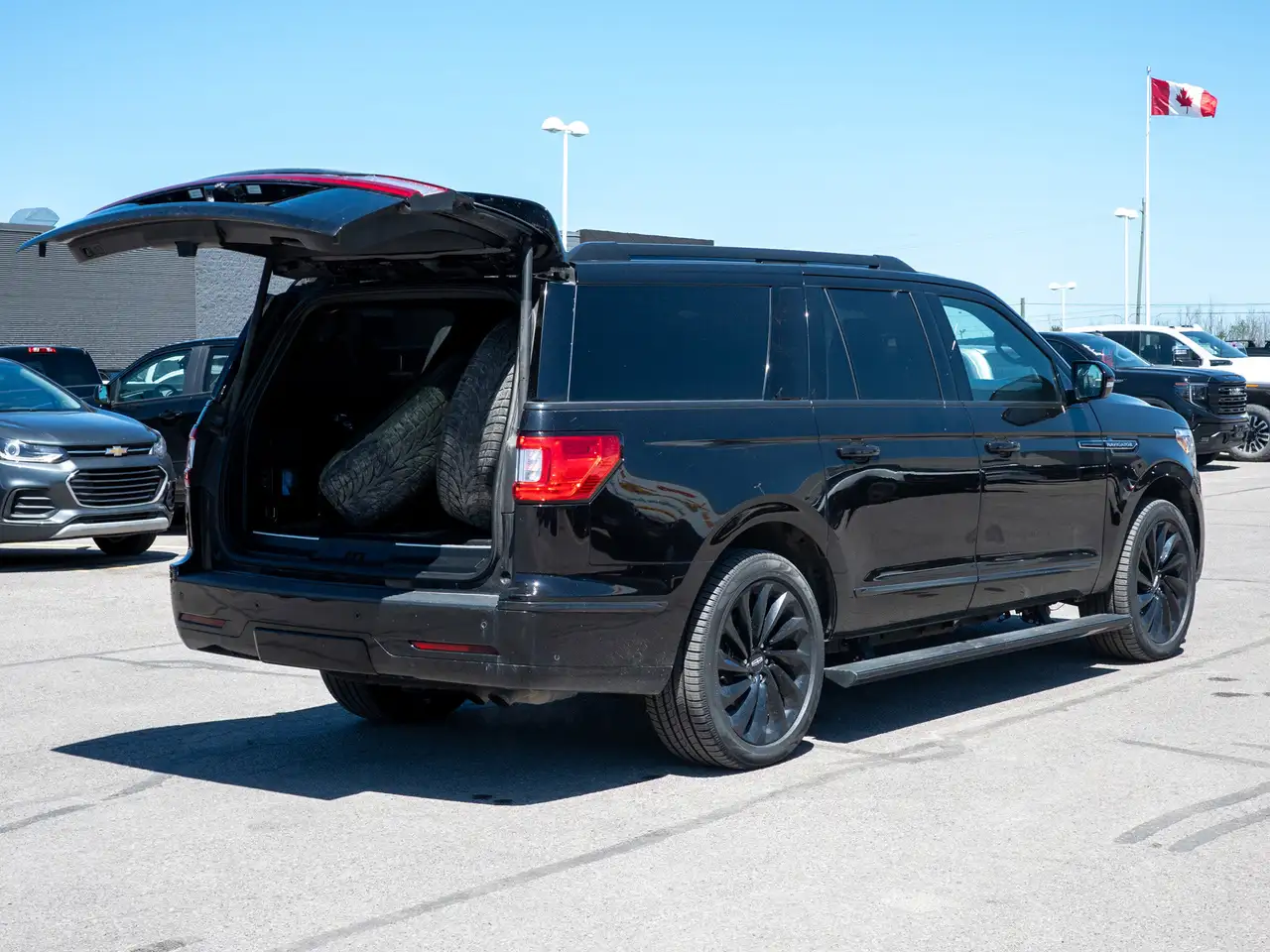 Lincoln Navigator photo Lincoln Navigator