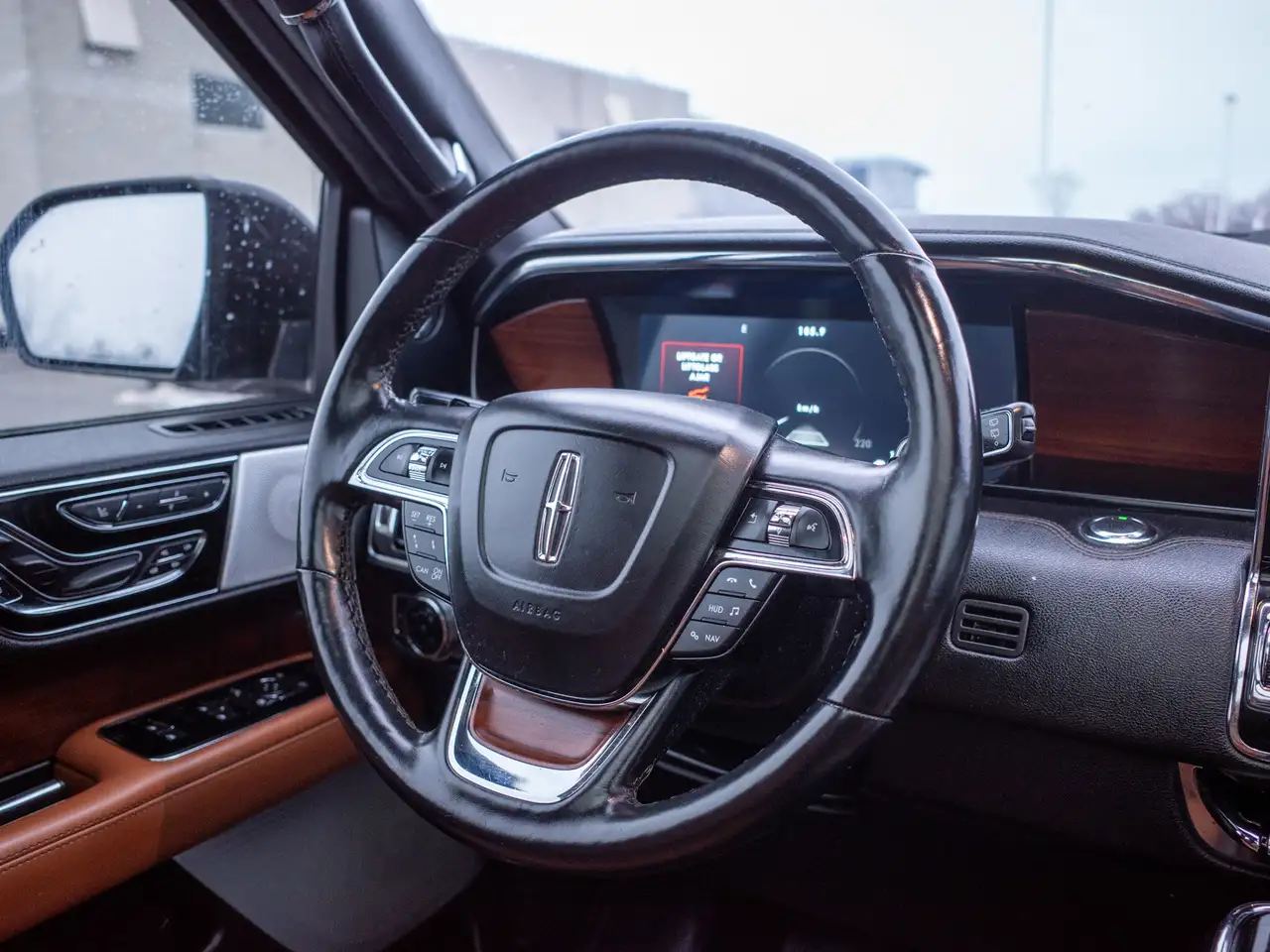 Lincoln Navigator photo Lincoln Navigator