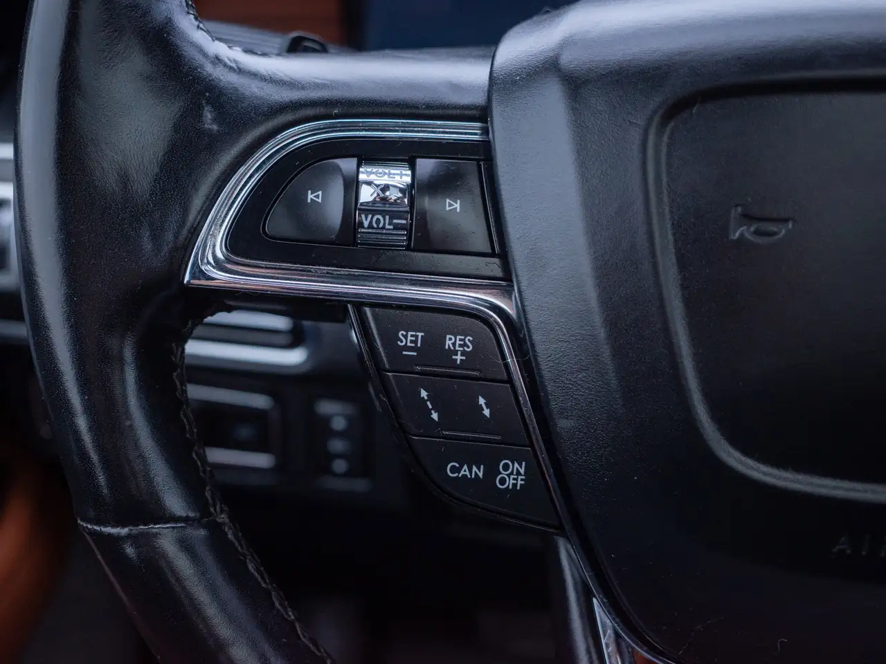 Lincoln Navigator photo Lincoln Navigator