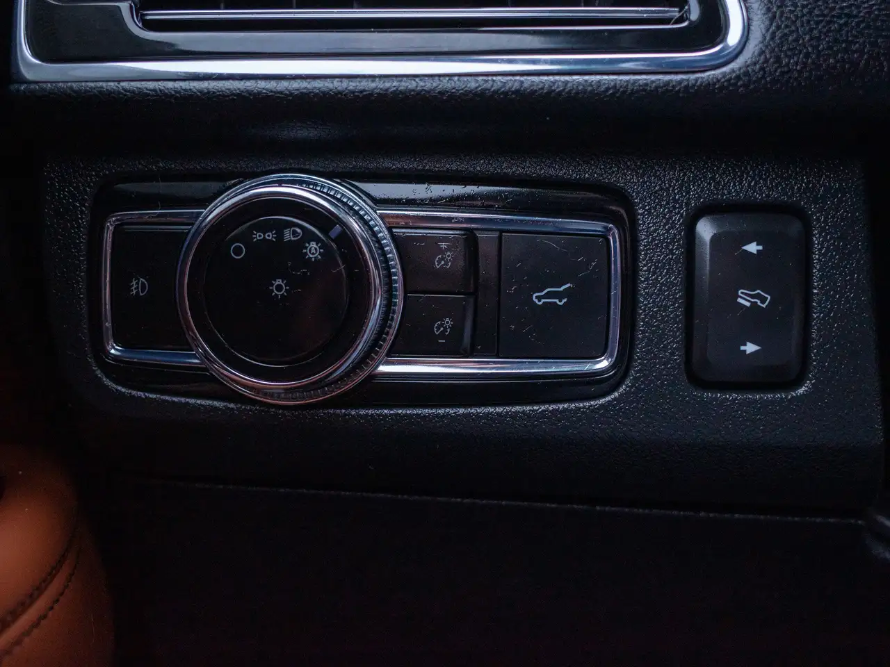 Lincoln Navigator photo Lincoln Navigator