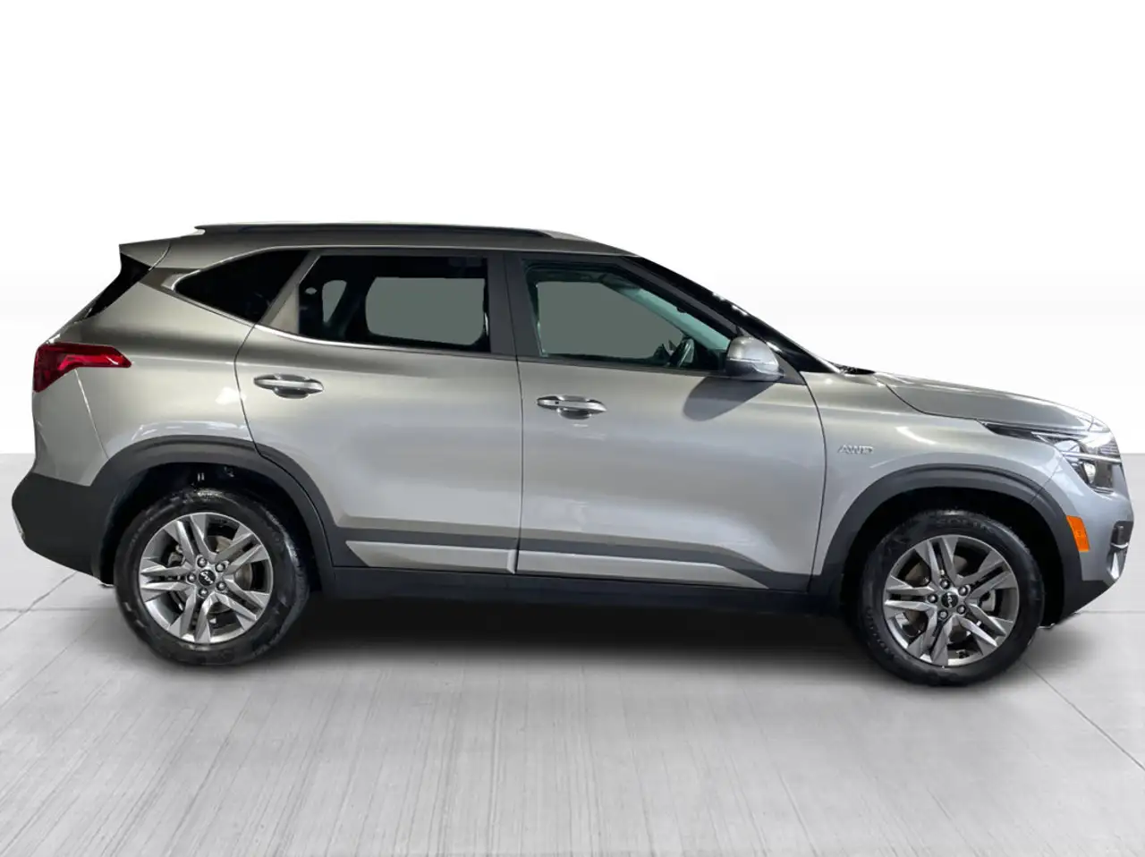 Kia Seltos photo Kia Seltos