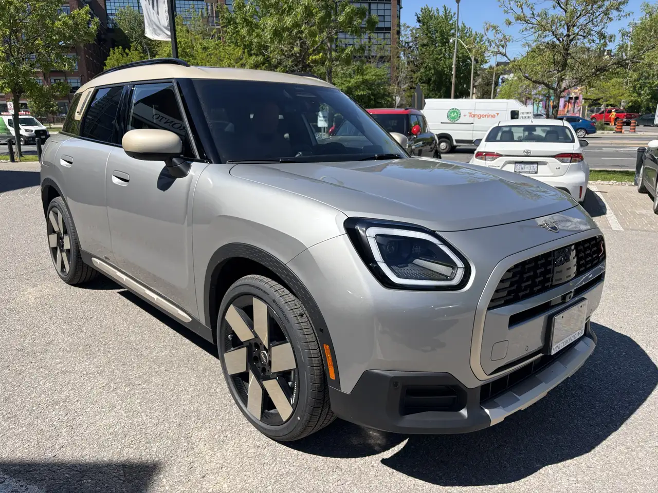 MINI Countryman photo MINI Countryman