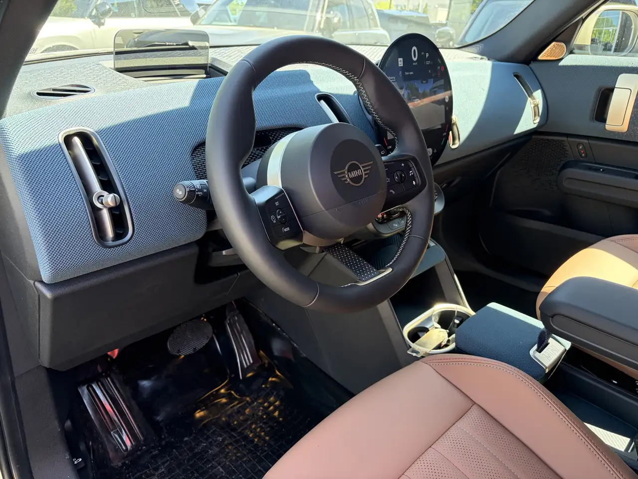 MINI Countryman photo MINI Countryman