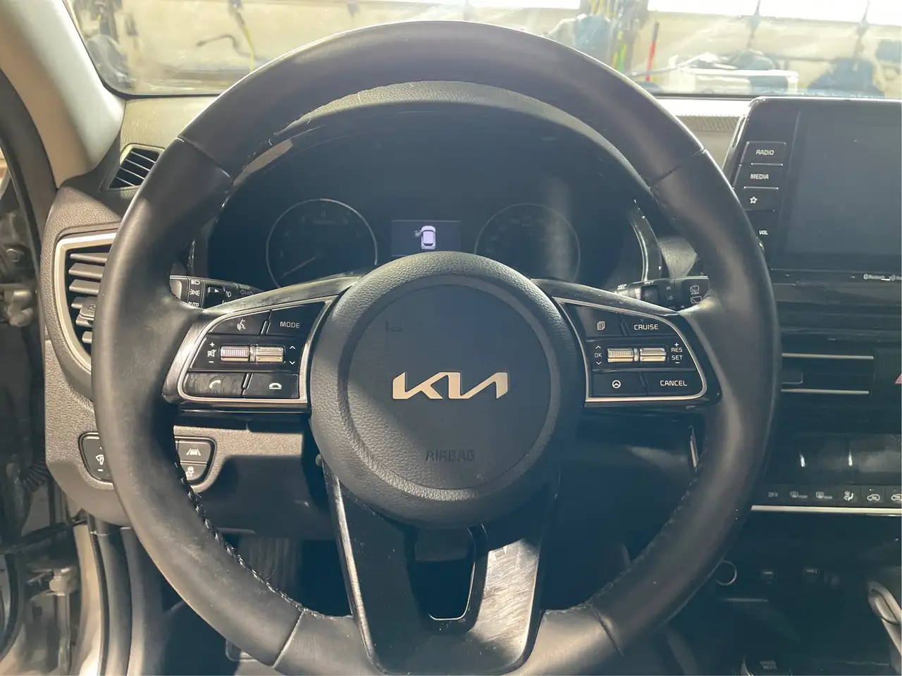 Kia Seltos photo Kia Seltos