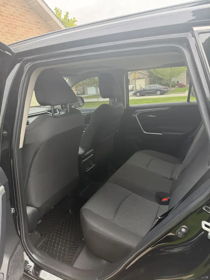 Toyota RAV 4 photo Toyota RAV 4