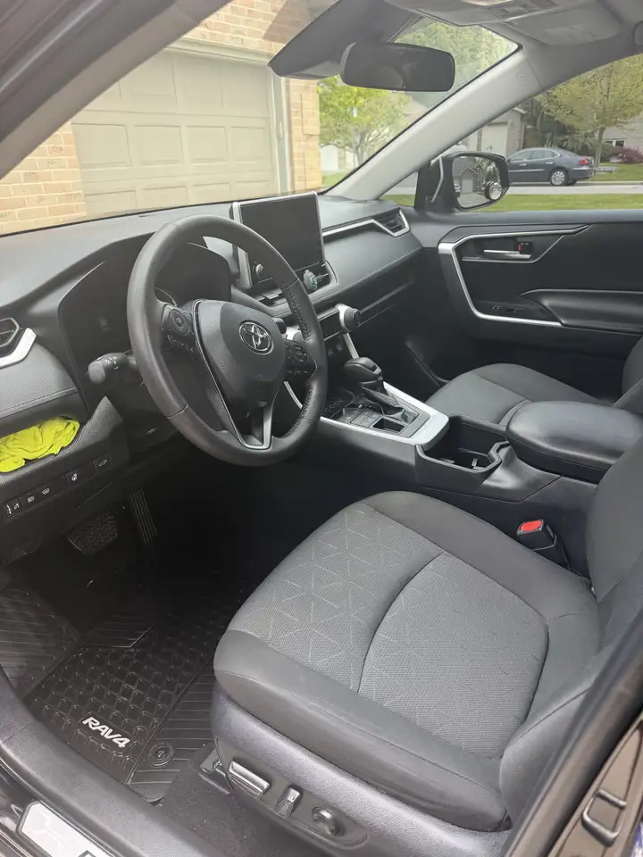 Toyota RAV 4 photo Toyota RAV 4