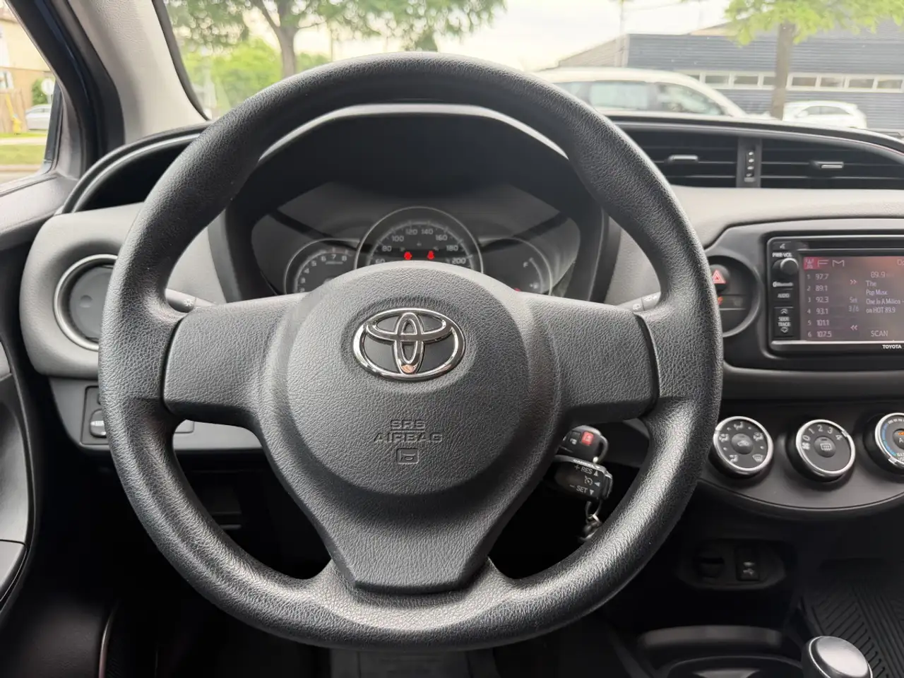 Toyota Yaris photo Toyota Yaris