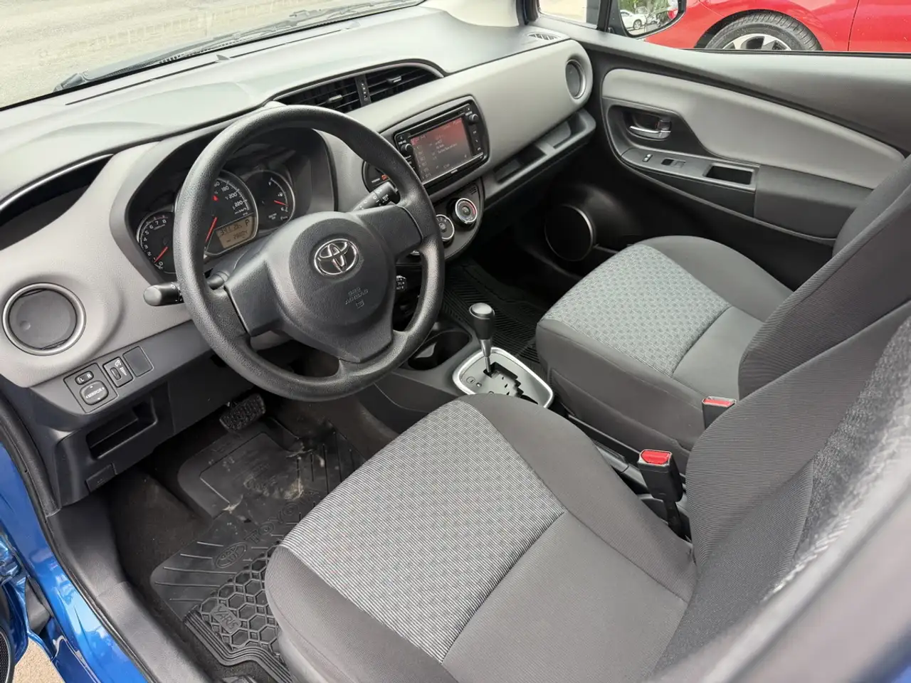 Toyota Yaris photo Toyota Yaris