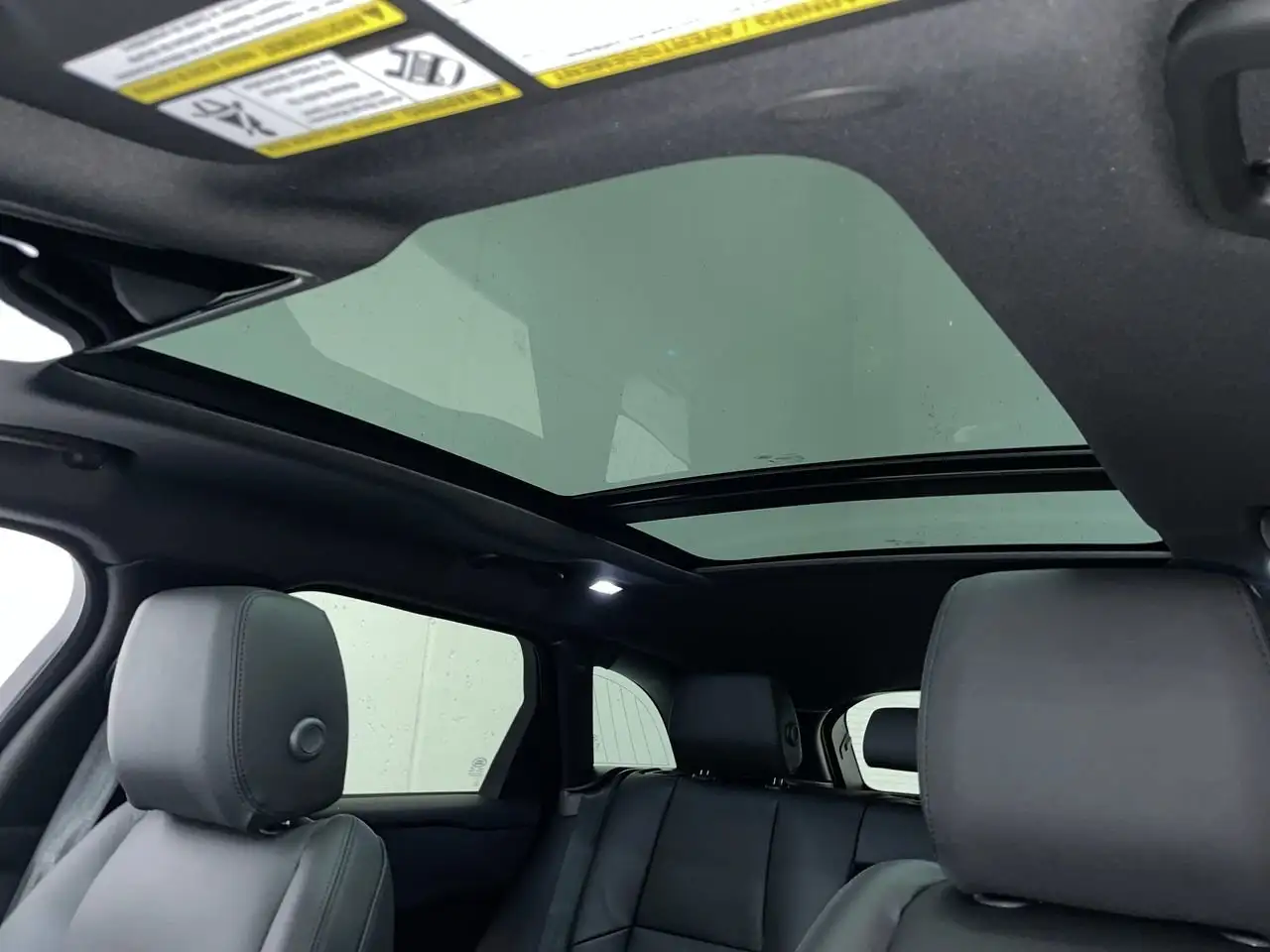 Land Rover Range Rover Velar снимка Land Rover Range Rover Velar