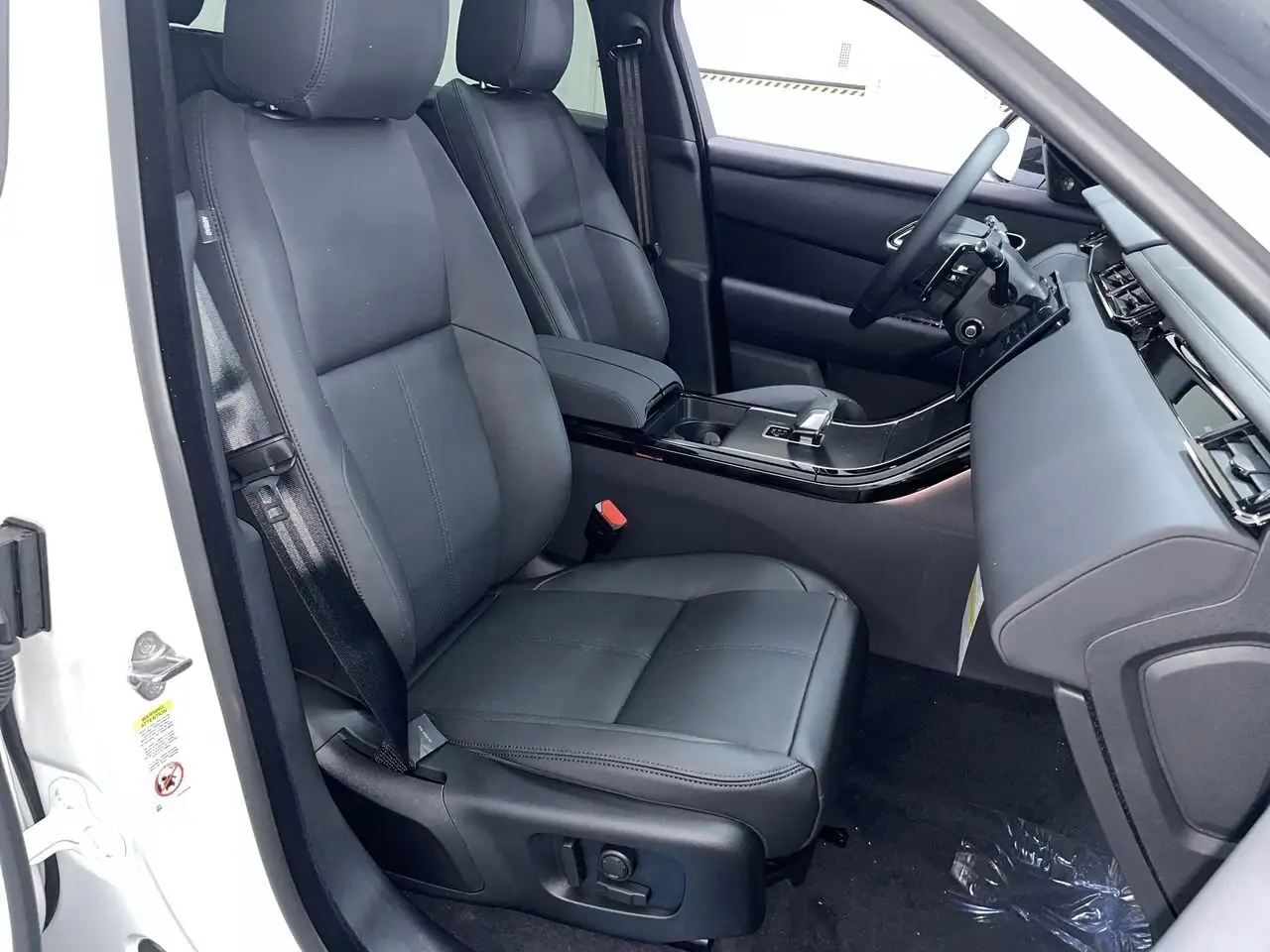 Land Rover Range Rover Velar снимка Land Rover Range Rover Velar