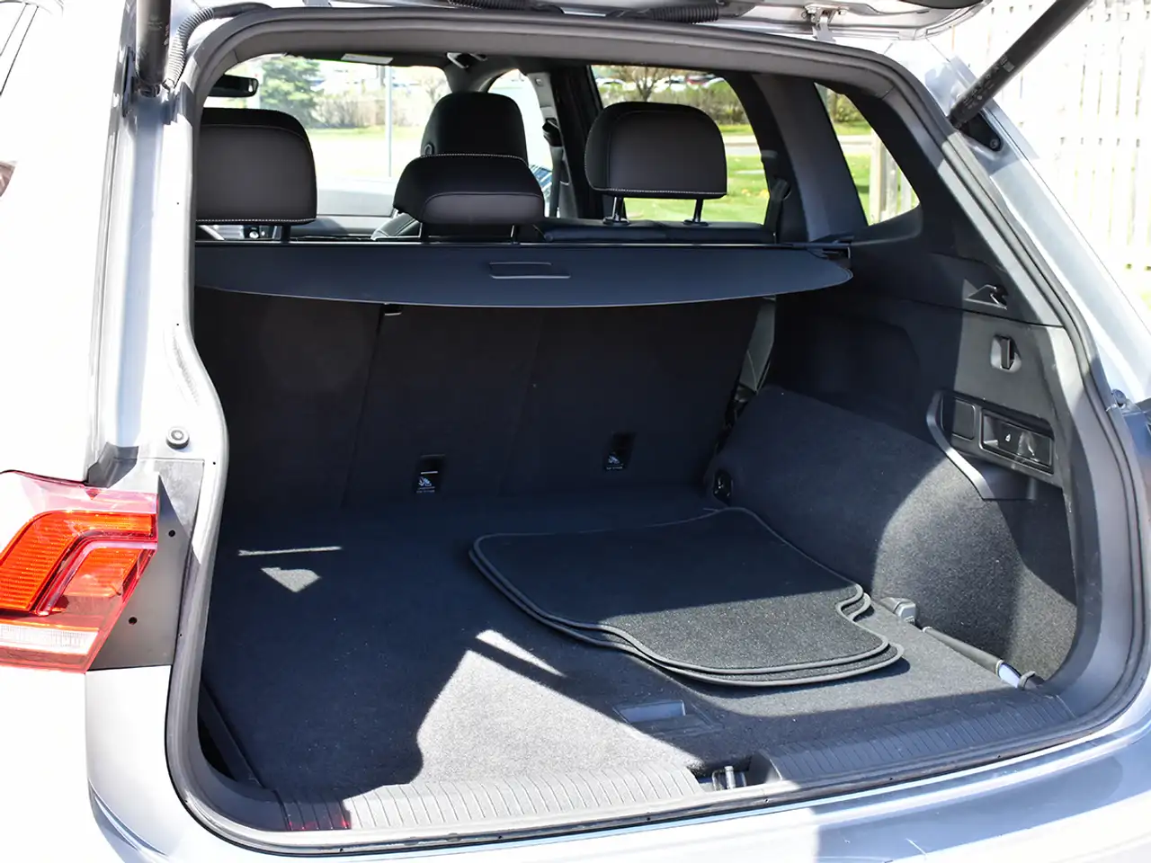 Volkswagen Tiguan снимка Volkswagen Tiguan