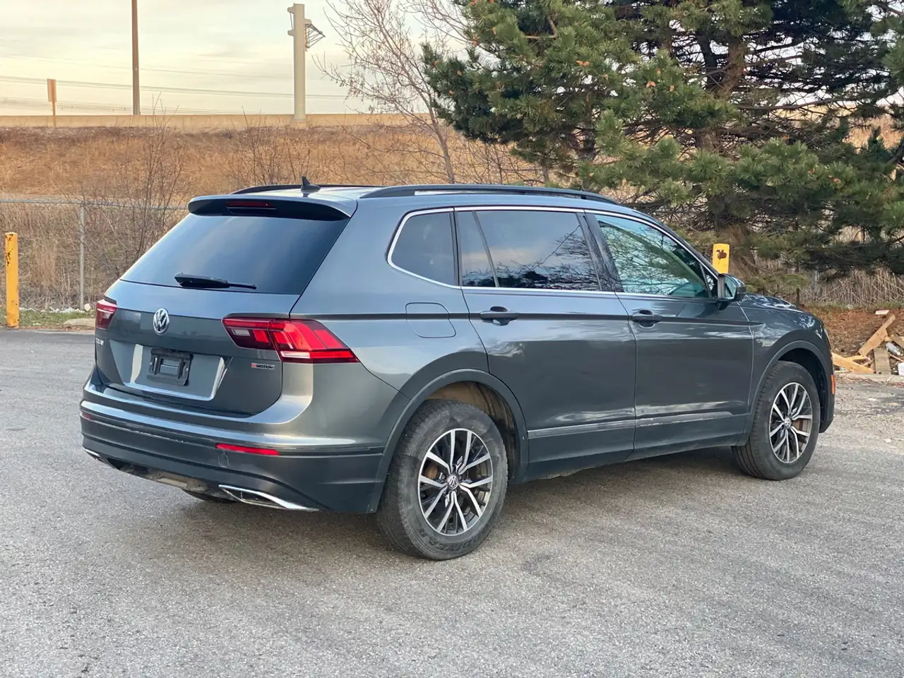 Volkswagen Tiguan снимка Volkswagen Tiguan