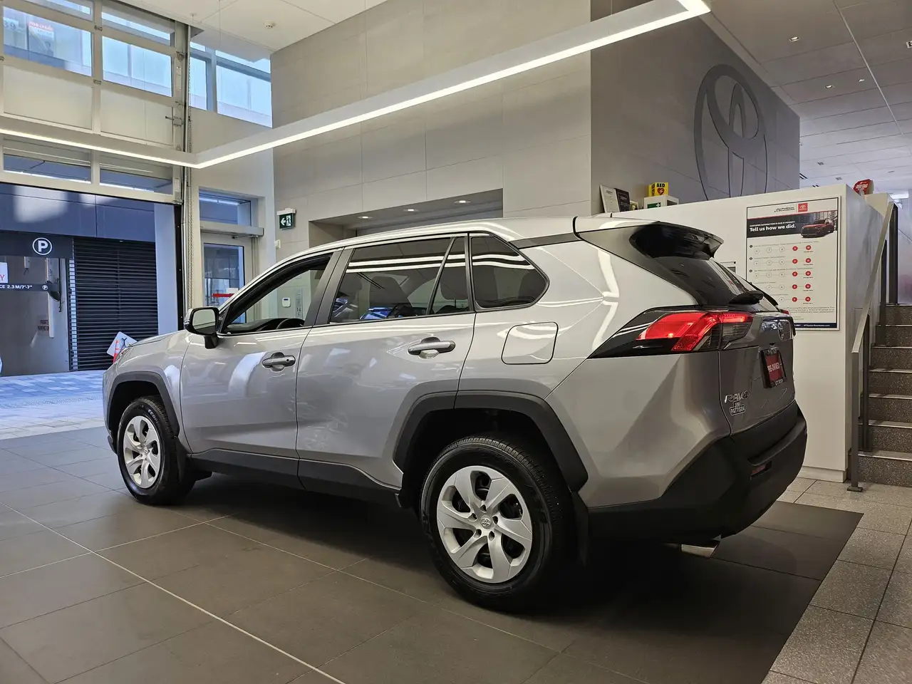 Toyota RAV 4 photo Toyota RAV 4