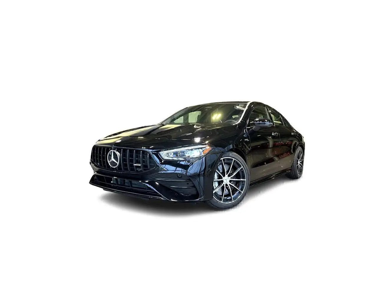 Mercedes-Benz CLA снимка Mercedes-Benz CLA