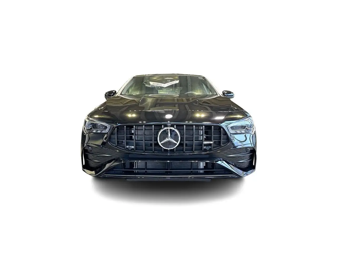 Mercedes-Benz CLA снимка Mercedes-Benz CLA