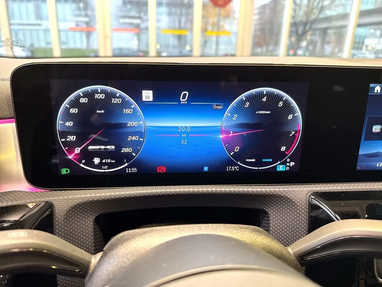 Mercedes-Benz CLA снимка Mercedes-Benz CLA