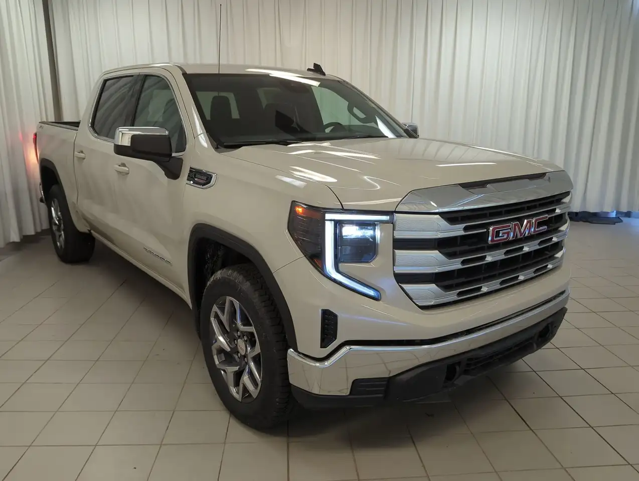 GMC Sierra 1500 fotografie GMC Sierra 1500