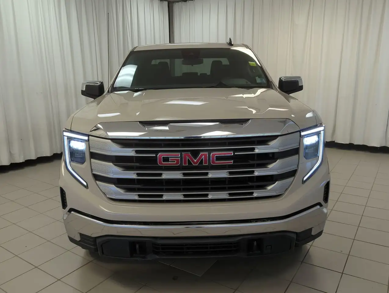 GMC Sierra 1500 fotografie GMC Sierra 1500