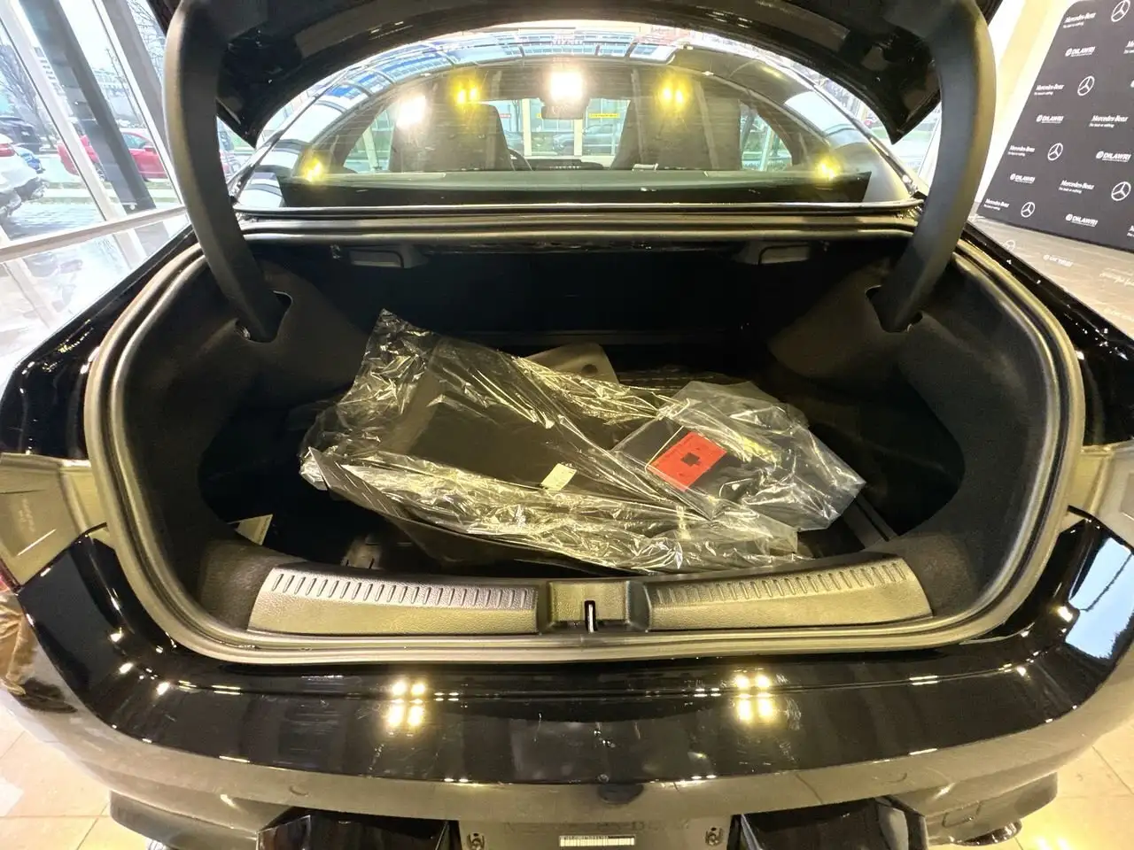 Mercedes-Benz CLA снимка Mercedes-Benz CLA