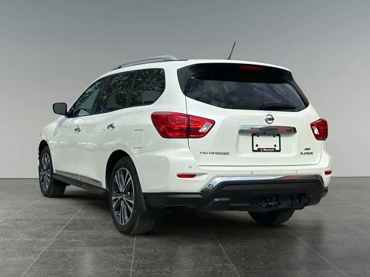 Nissan Pathfinder fotografie Nissan Pathfinder
