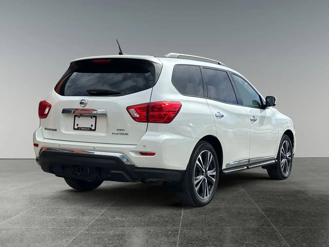Nissan Pathfinder fotografie Nissan Pathfinder