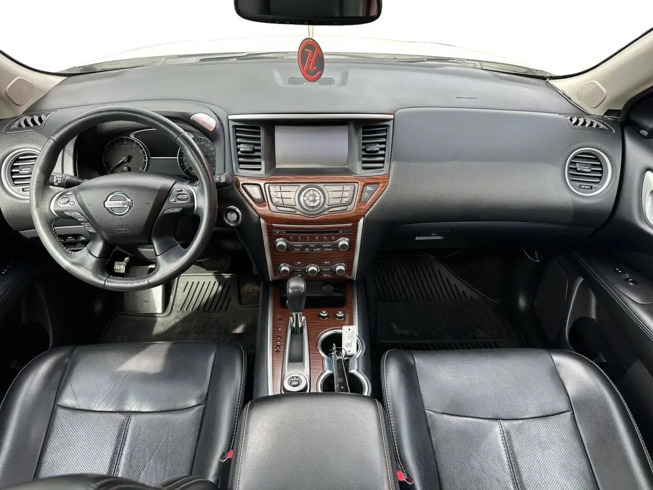Nissan Pathfinder fotografie Nissan Pathfinder