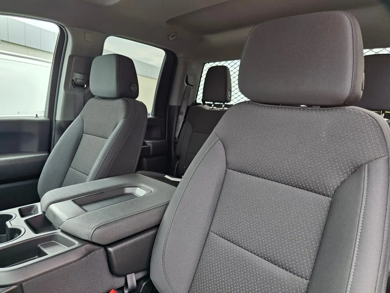 GMC Sierra 3500HD снимка GMC Sierra 3500HD
