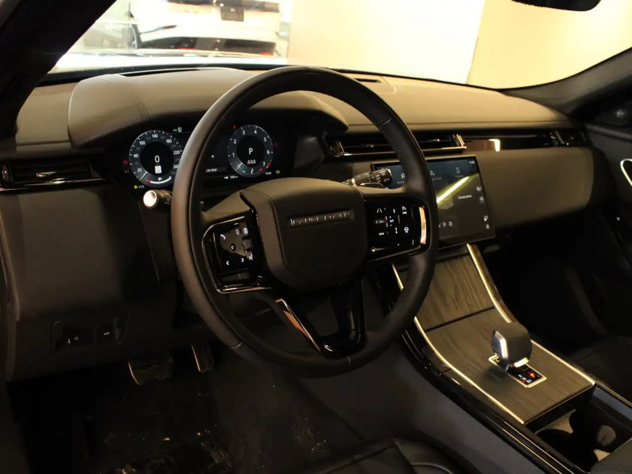 Land Rover Range Rover Velar снимка Land Rover Range Rover Velar