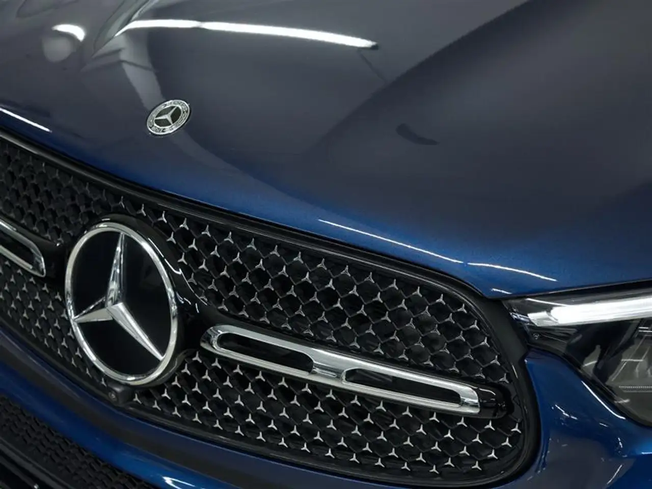 Mercedes-Benz GLC photo Mercedes-Benz GLC