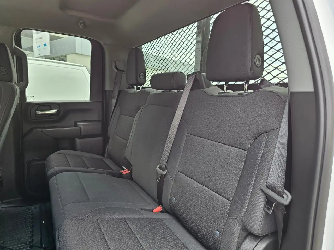 GMC Sierra 3500HD снимка GMC Sierra 3500HD