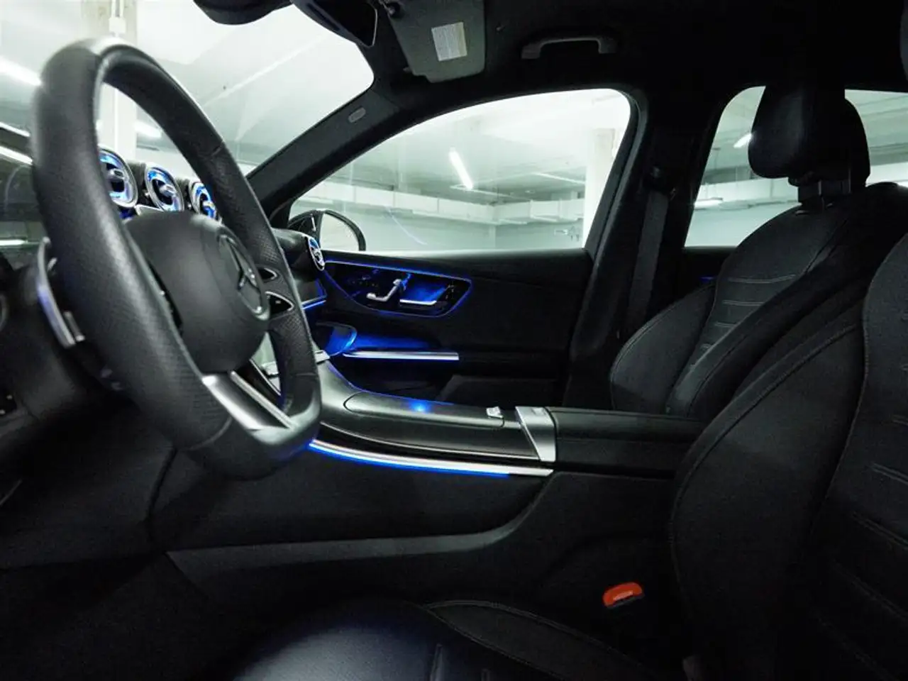 Mercedes-Benz GLC photo Mercedes-Benz GLC