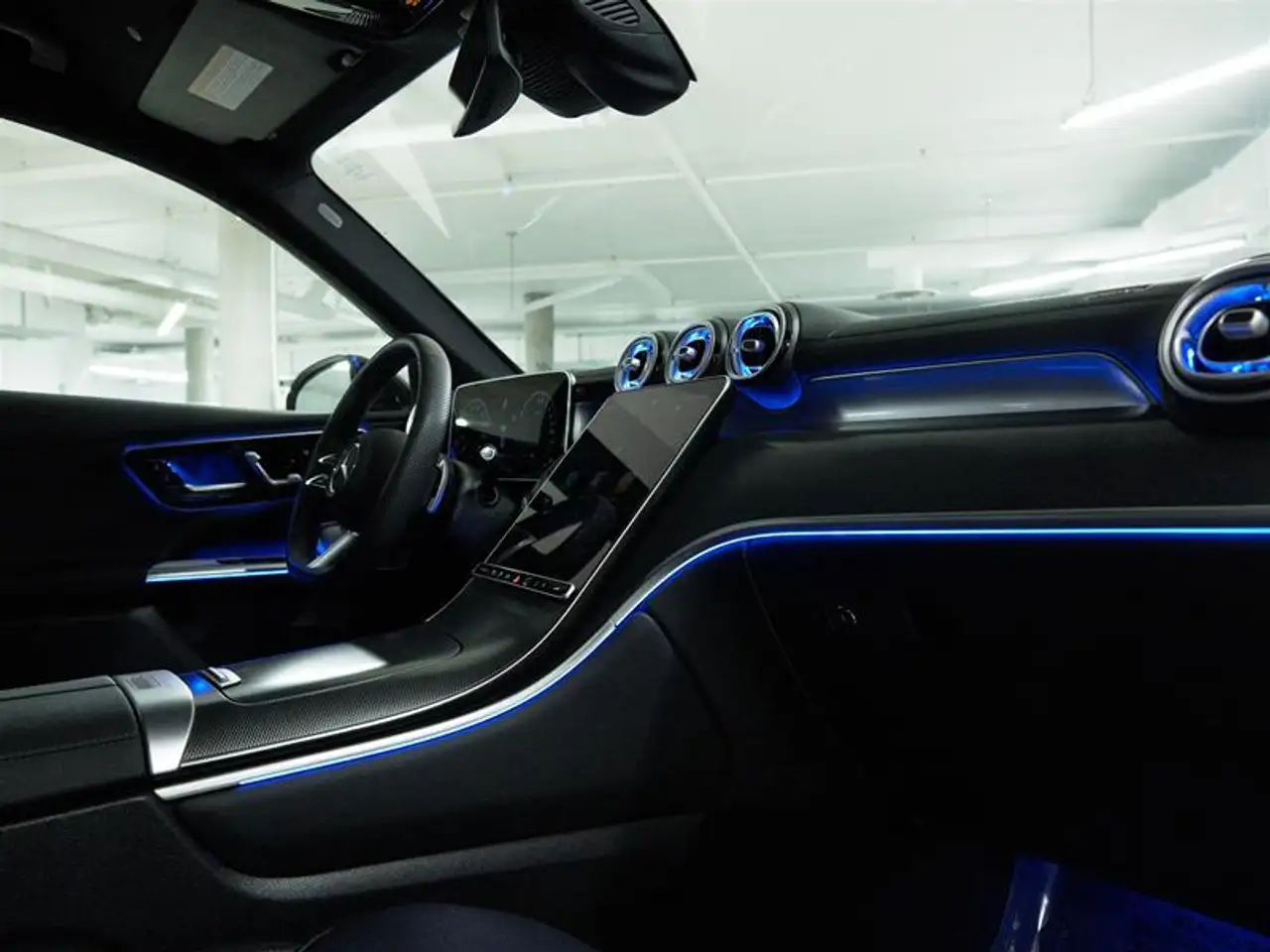Mercedes-Benz GLC photo Mercedes-Benz GLC