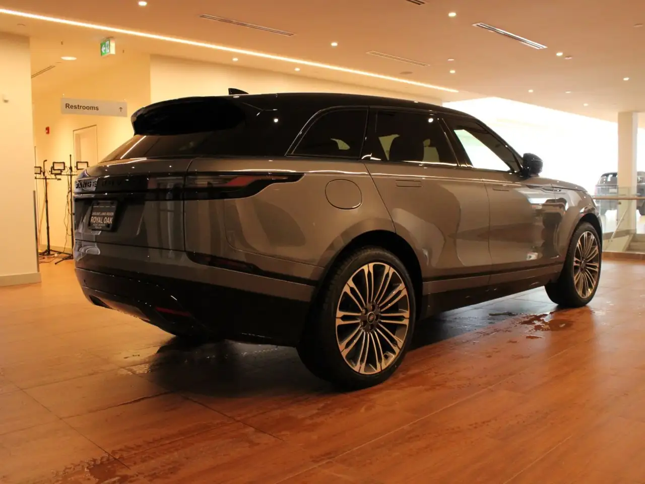 Land Rover Range Rover Velar снимка Land Rover Range Rover Velar