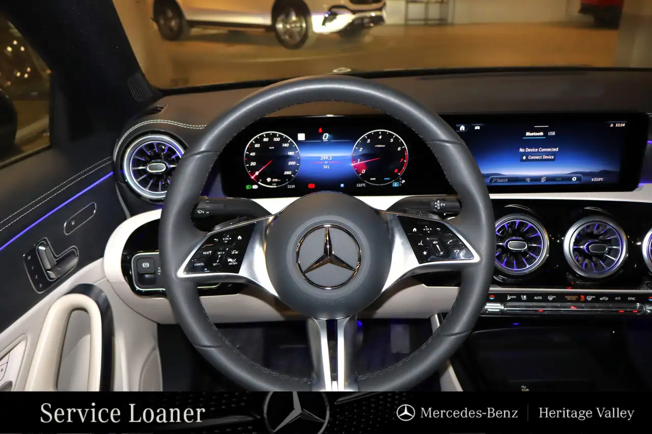 Mercedes-Benz CLA photo Mercedes-Benz CLA