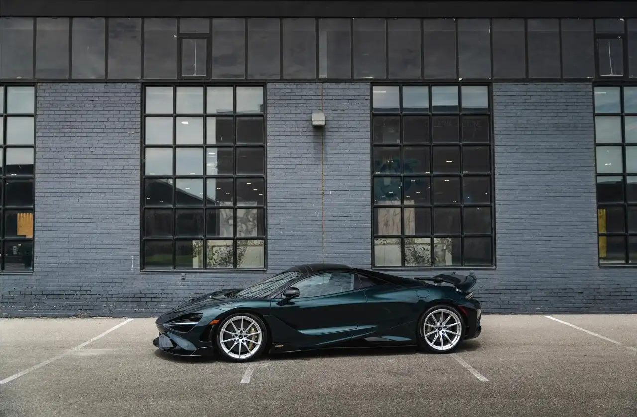 2022 McLaren 765LT
