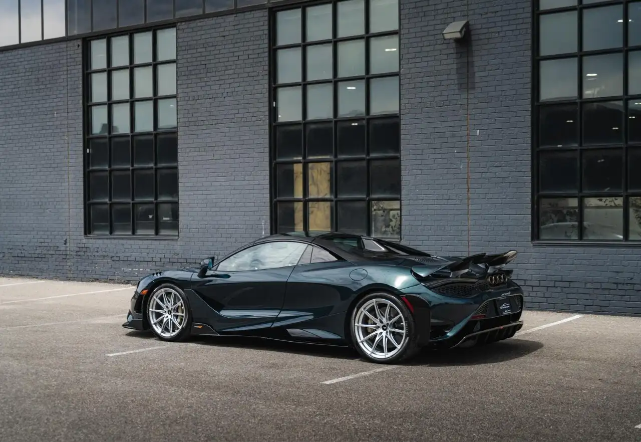 McLaren 765LT fotografie McLaren 765LT