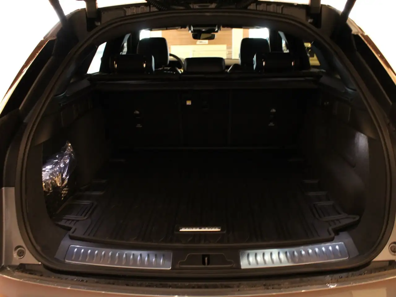 Land Rover Range Rover Velar снимка Land Rover Range Rover Velar