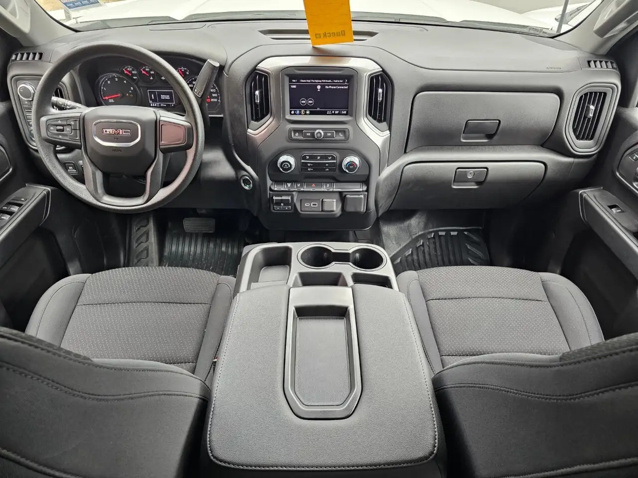 GMC Sierra 3500HD снимка GMC Sierra 3500HD