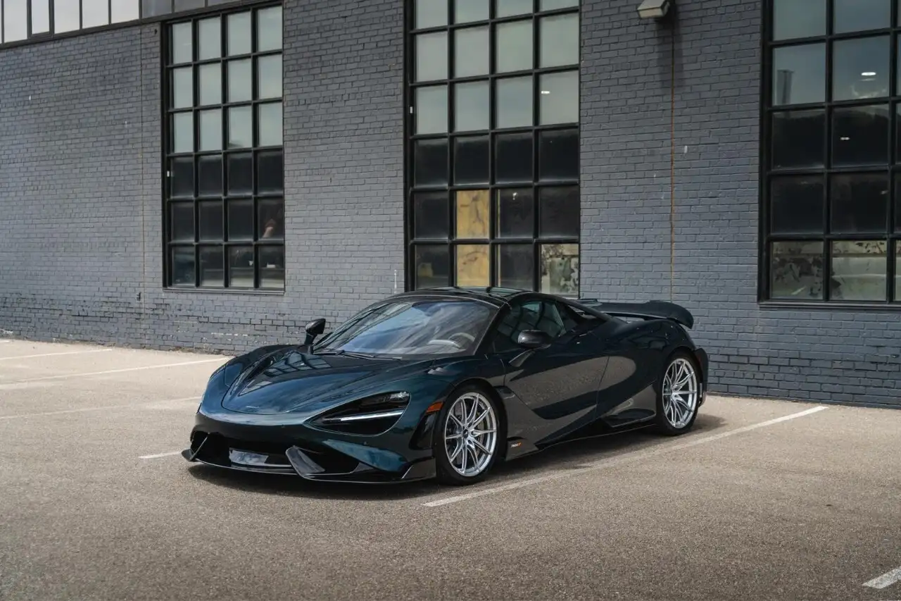 McLaren 765LT fotografie McLaren 765LT