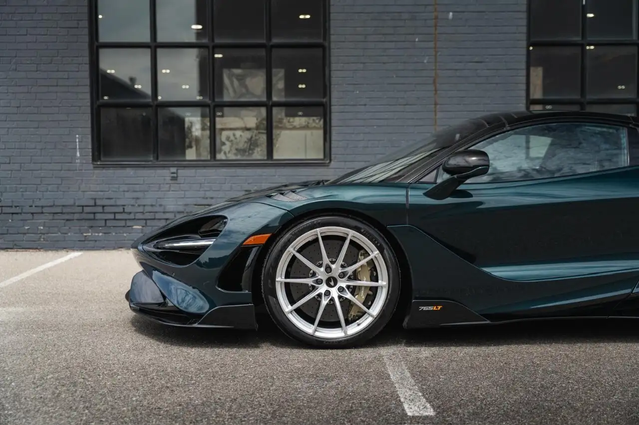 McLaren 765LT fotografie McLaren 765LT