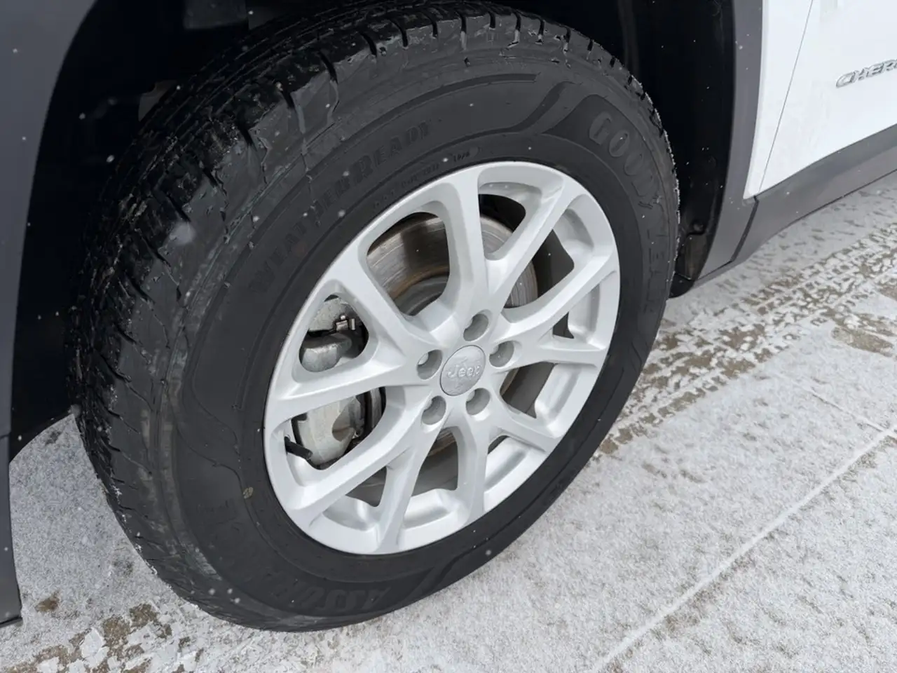 Jeep Cherokee photo Jeep Cherokee