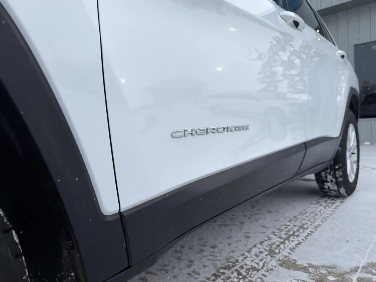 Jeep Cherokee photo Jeep Cherokee