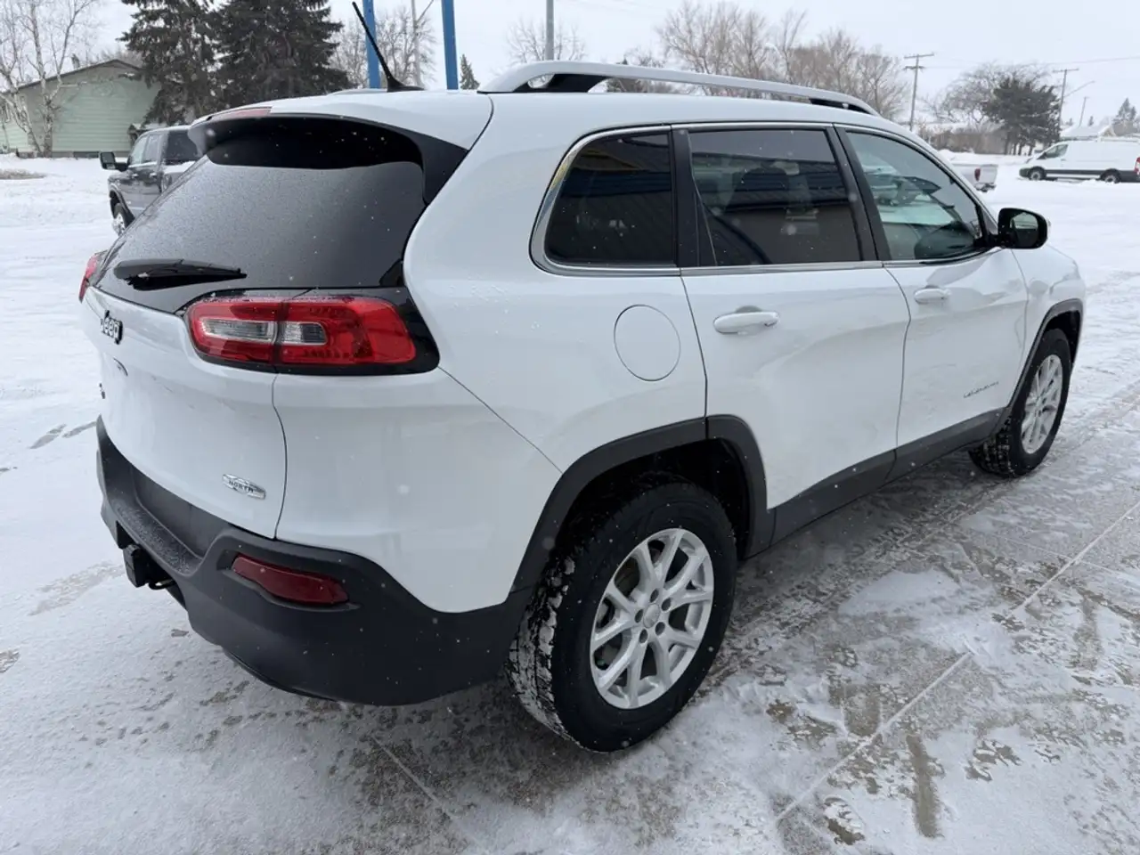 Jeep Cherokee photo Jeep Cherokee