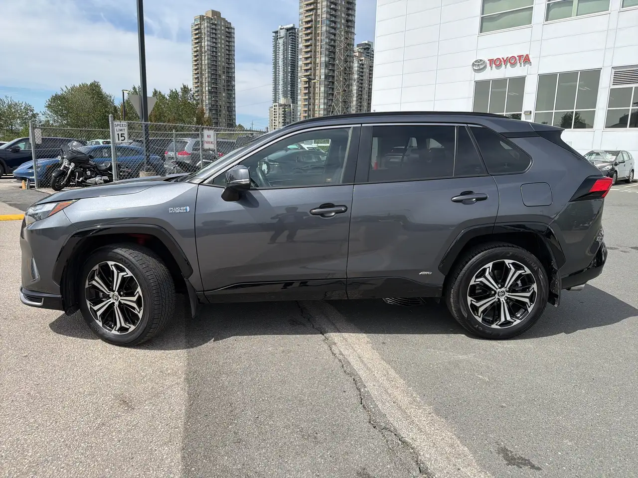 Toyota RAV 4 Prime снимка Toyota RAV 4 Prime