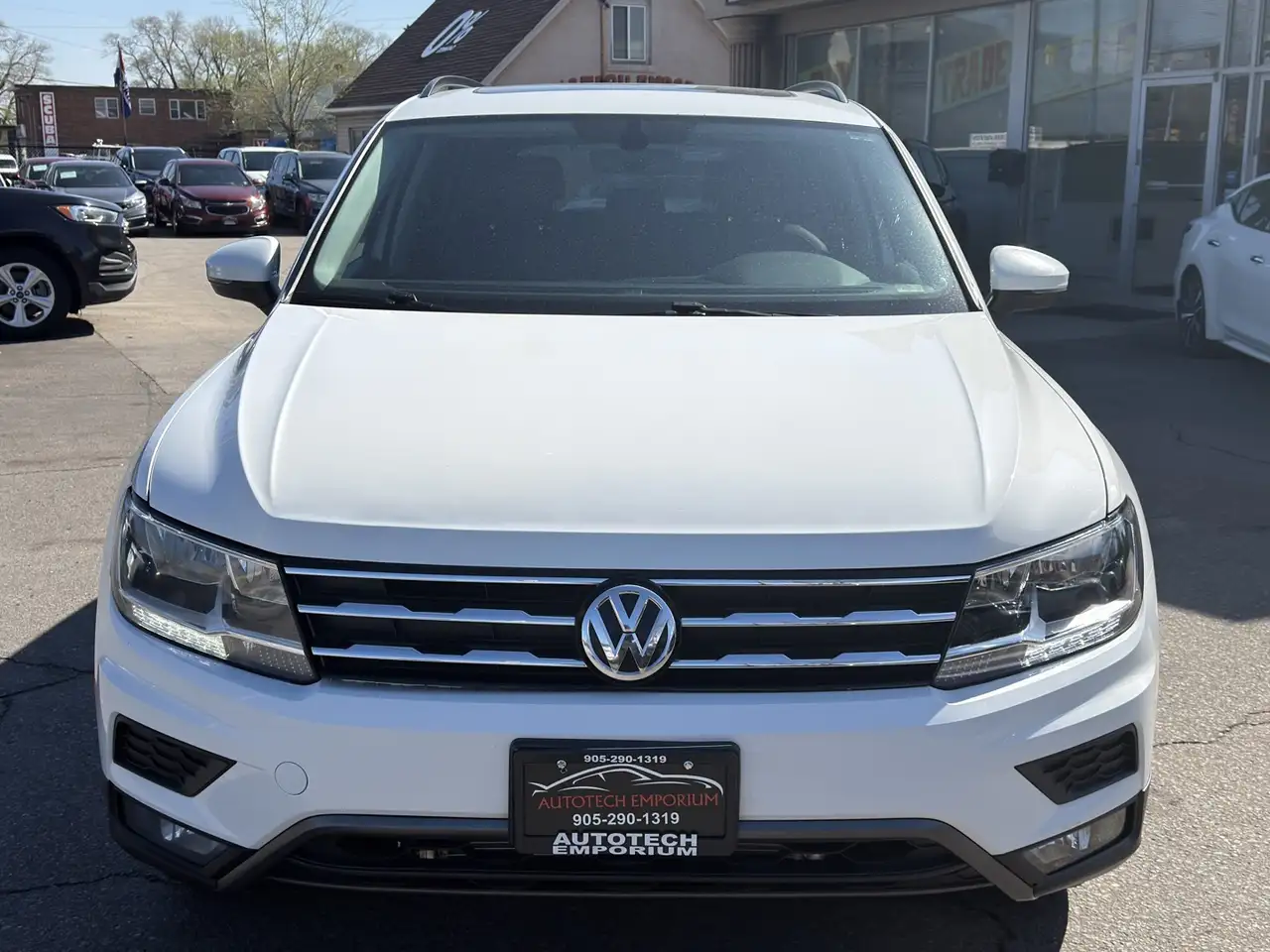 Volkswagen Tiguan снимка Volkswagen Tiguan