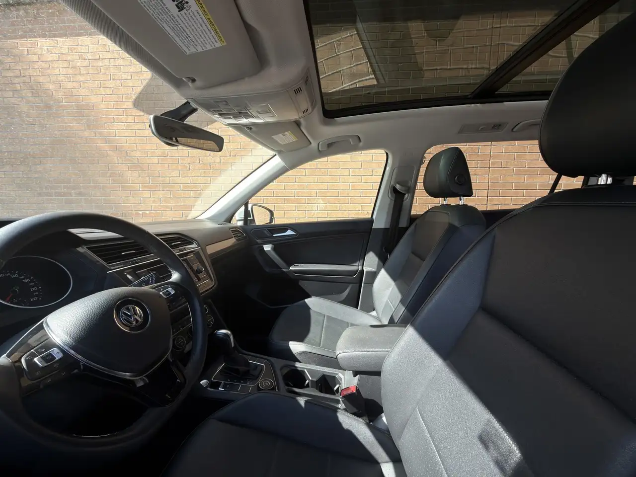 Volkswagen Tiguan снимка Volkswagen Tiguan