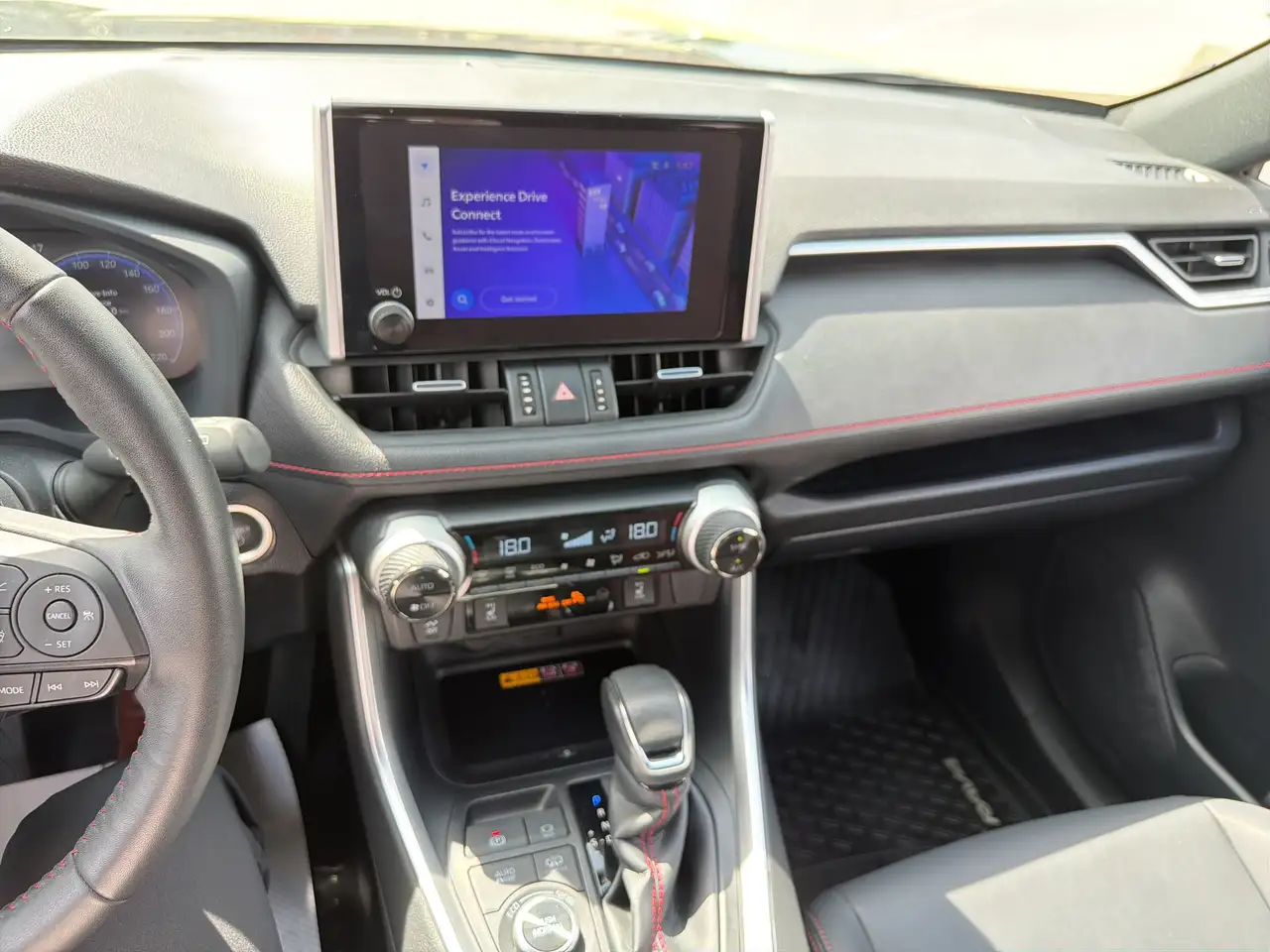 Toyota RAV 4 Prime снимка Toyota RAV 4 Prime
