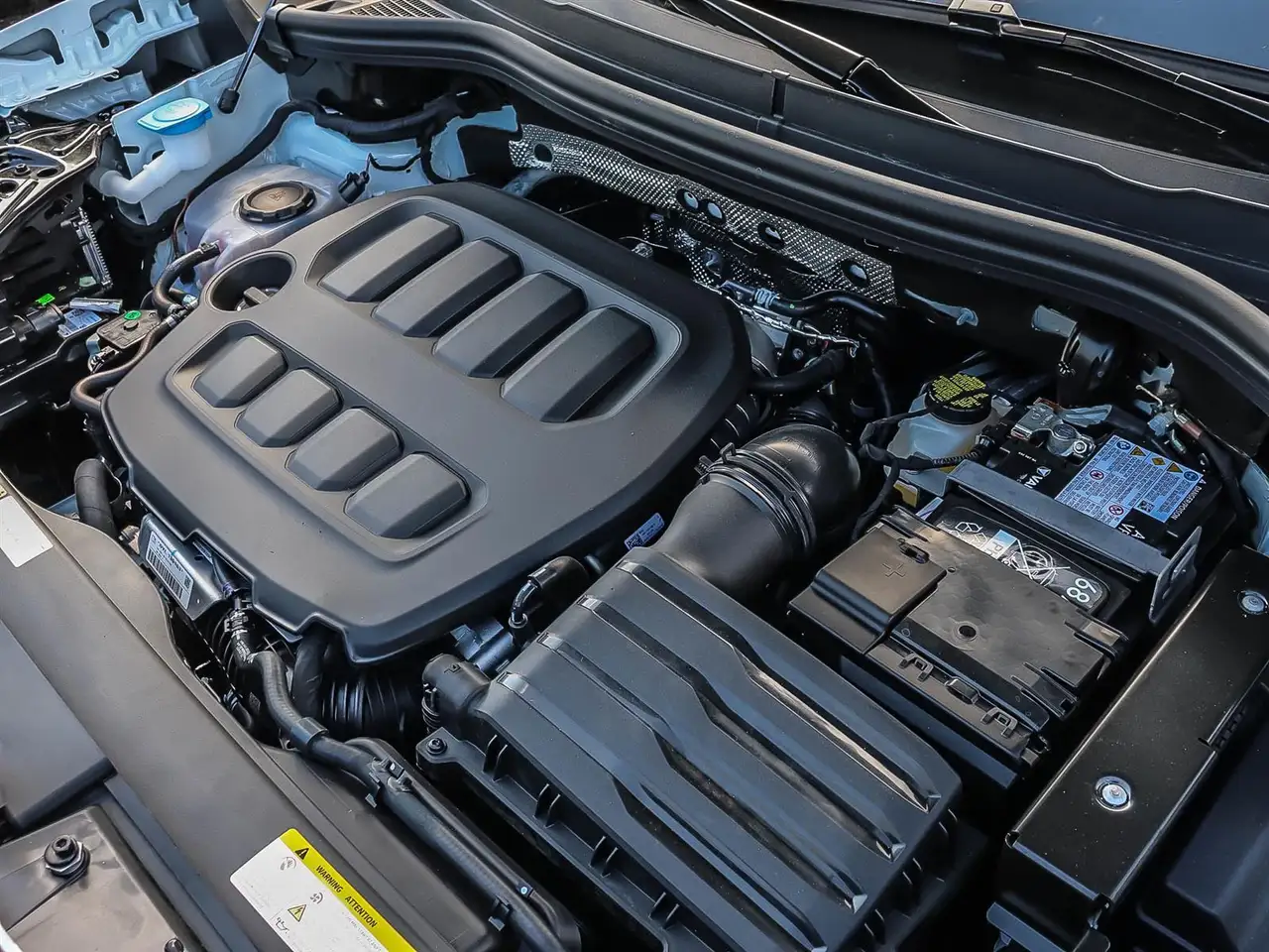 Volkswagen Tiguan снимка Volkswagen Tiguan