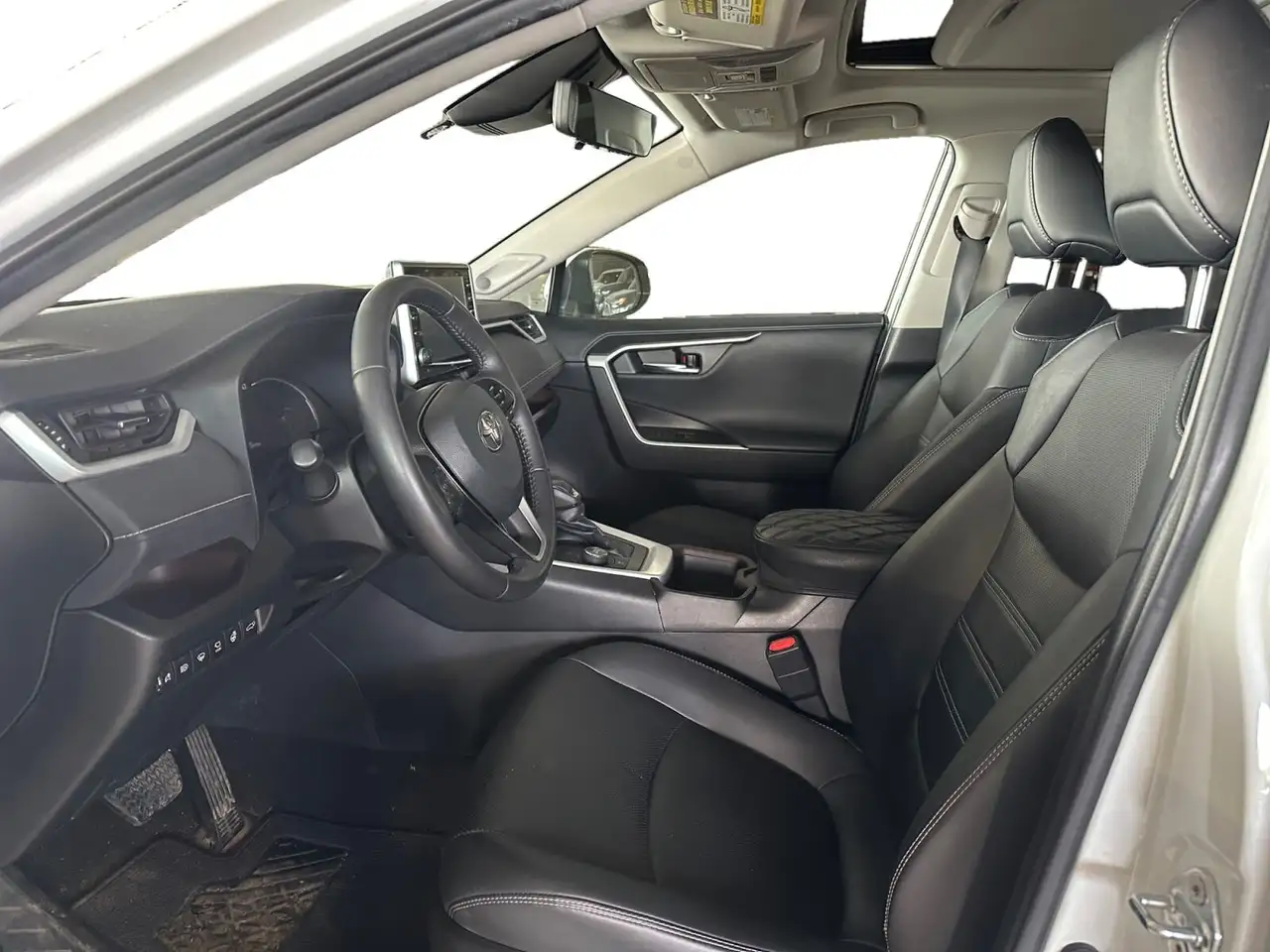 Toyota RAV 4 снимка Toyota RAV 4