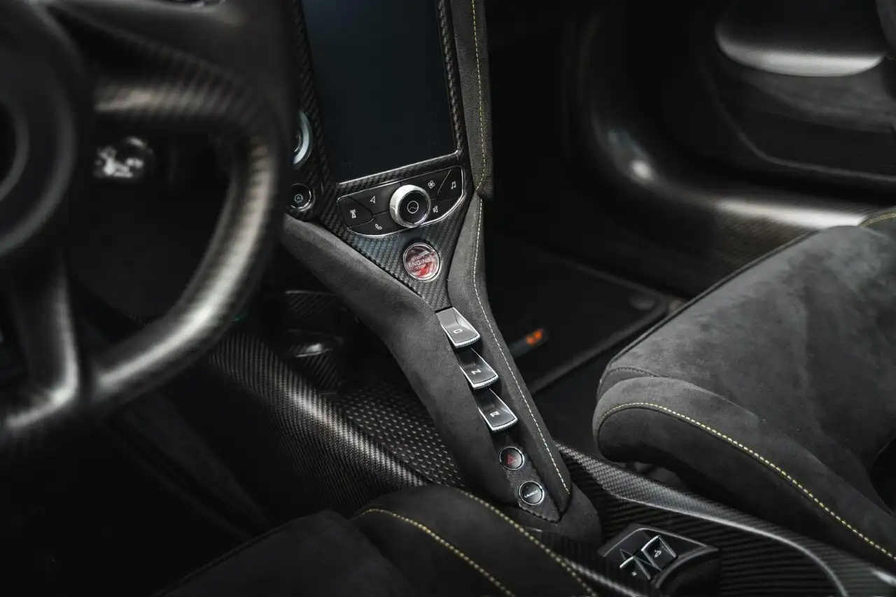 McLaren 765LT fotografie McLaren 765LT